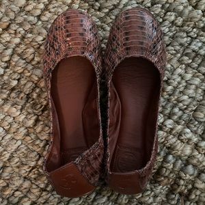 Tory Burch Eddie Snake in Adobe